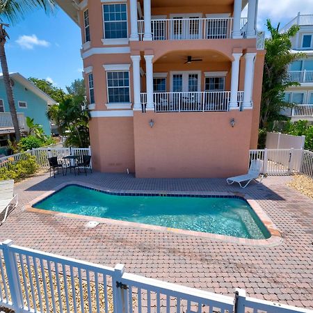 Hibiscus Hideaway Condo Walk To Historic Bridge St 브레이든턴비치 외부 사진