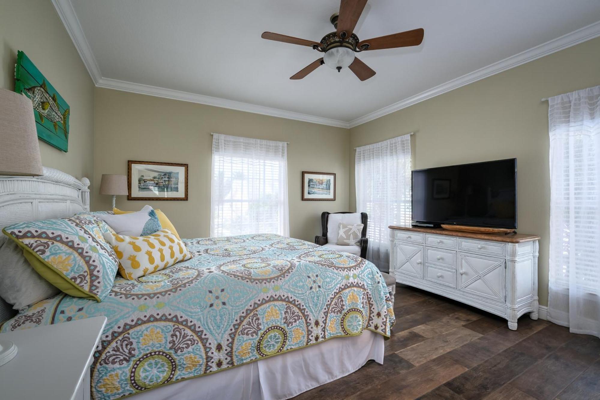Hibiscus Hideaway Condo Walk To Historic Bridge St 브레이든턴비치 외부 사진