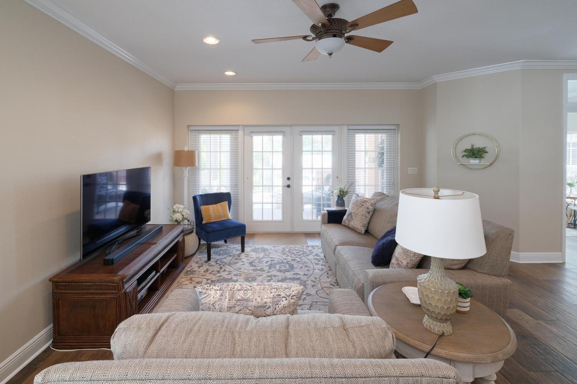 Hibiscus Hideaway Condo Walk To Historic Bridge St 브레이든턴비치 외부 사진