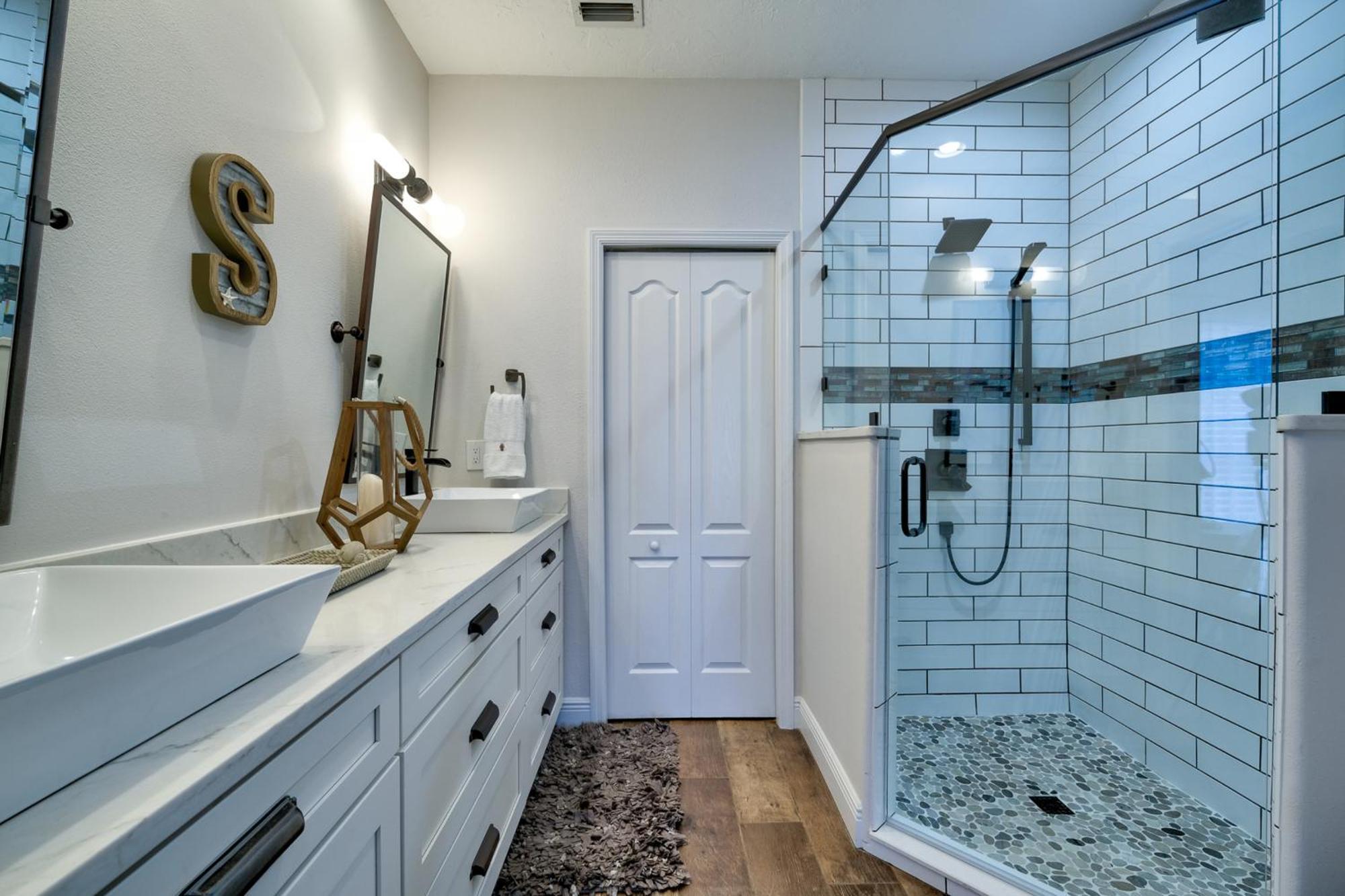Hibiscus Hideaway Condo Walk To Historic Bridge St 브레이든턴비치 외부 사진